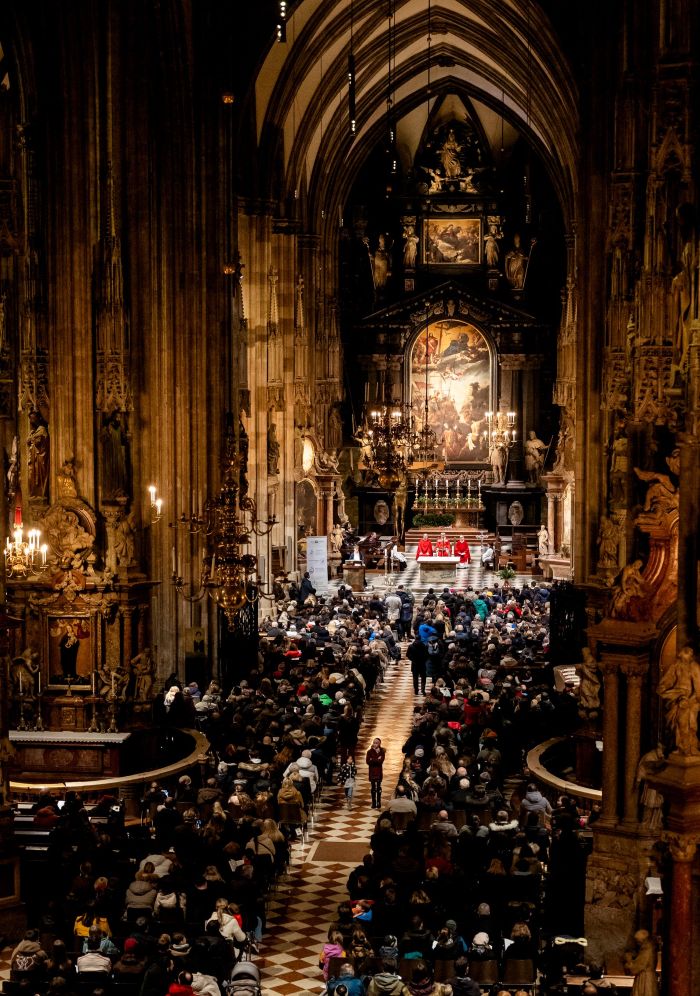 Adventgottesdienst Sacré Coeur Schulen Stephansdom 2025 / Erzdiözese Wien/Schönlaub Adventgottesdienst Sacré Coeur Schulen Stephansdom 2025