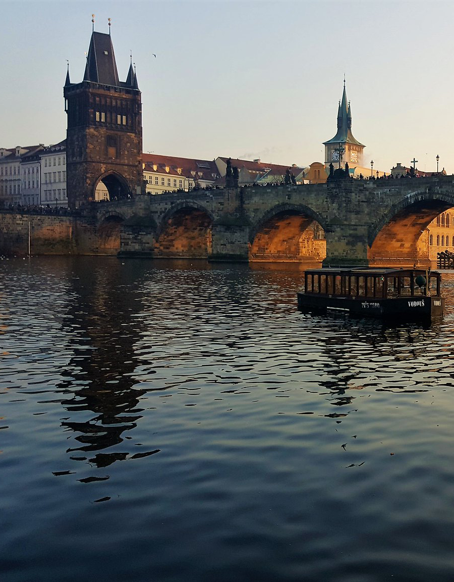 Karlsbrücke | Prag / public domain